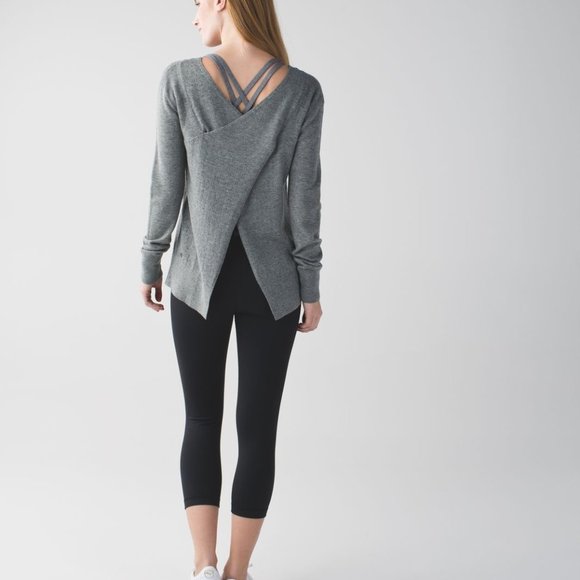lululemon athletica Sweaters - Lululemon Sunset Savasana Pullover in Heather Grey